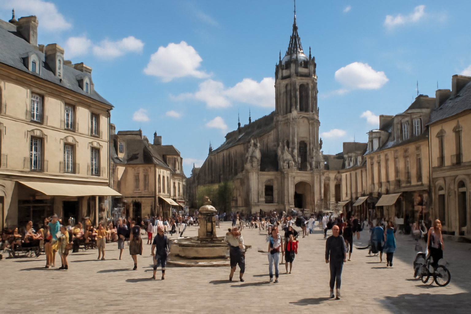 place d Alençon animée